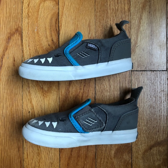 shark vans toddler